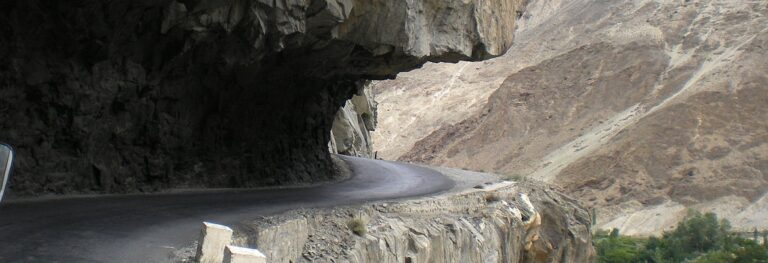 Jaglot-Skardu Road - A Perilous Route in Urgent Need of Safety Measures!