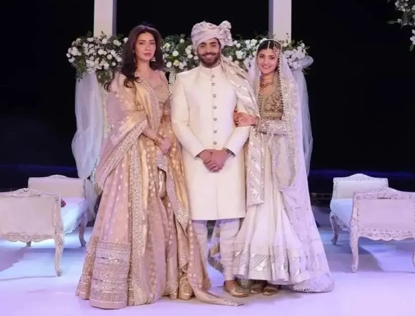 Mahira Khan Shines in Golden Lehenga at Shahryar Munawwar Wedding!