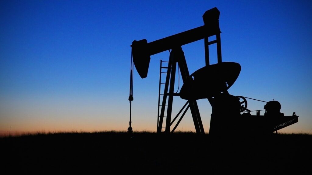 OGDCL Begins Oil and Gas Production from Kharo-1 Well in Sindh!