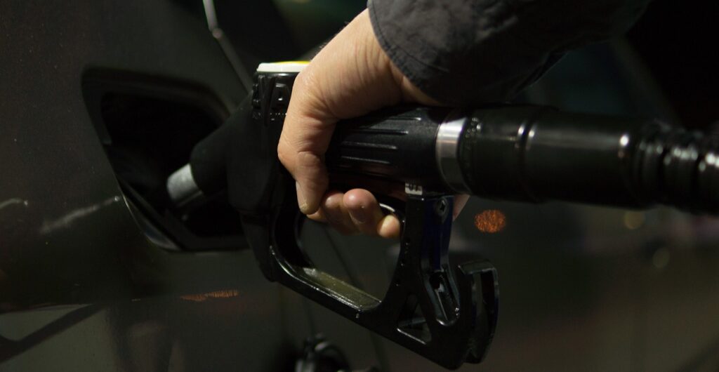 Petrol Prices Expected to Rise in Pakistan Starting 16 January 2025!