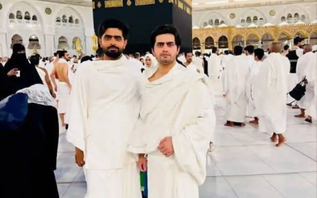 Babar Azam Performs Umrah and Joins Iftar at Makkah!