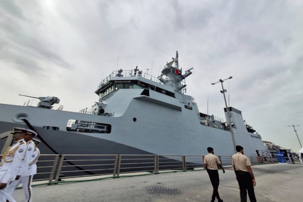 Pakistan Navy Warship Yarmook Joins IDEX & NADEX 2025 in UAE!